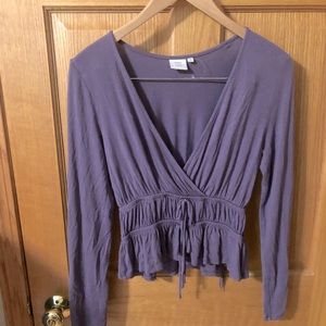 Beautiful ruched long sleeve top